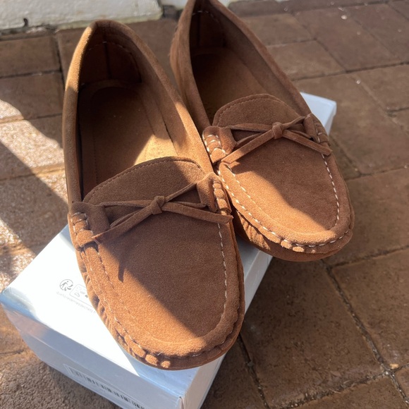 Brand new moccasins - Picture 6 of 6